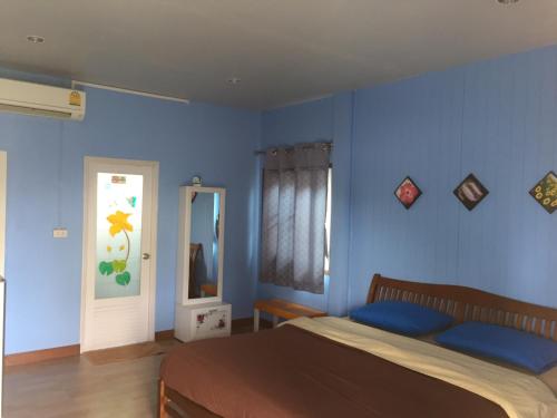 1 double bed
