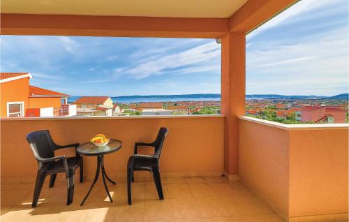  Three-Bedroom Apartment in Kastel Stari, Pension in Kaštel Stari bei Kladnice