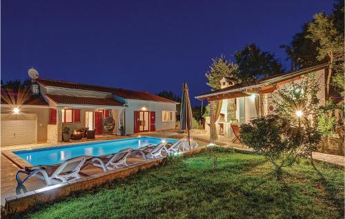  Holiday home Pavicini 26, Pension in Veliki Vareški