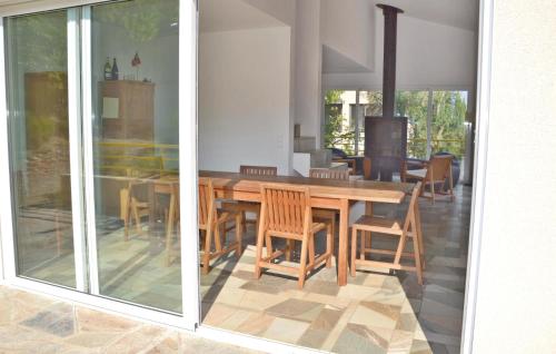 Viesnīcas āriene, Cozy Home In San Giuliano With Wifi in San-Giuliano