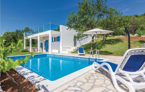 Beautiful Home In Trget With 1 Bedrooms And Outdoor Swimming Pool - Trget