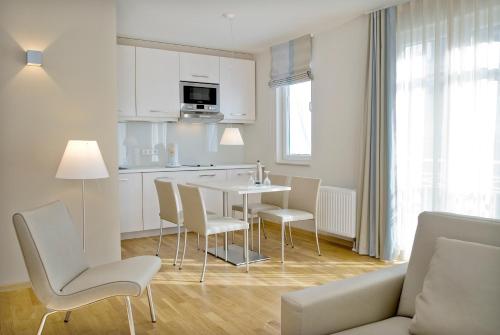 kök, Nymphe Strandhotel & Apartments in Ostseebad Binz