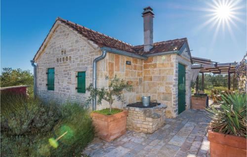  One-Bedroom Holiday Home in Rastane in Rastane