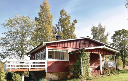 Awesome home in rjng with 3 Bedrooms and WiFi - Årjäng