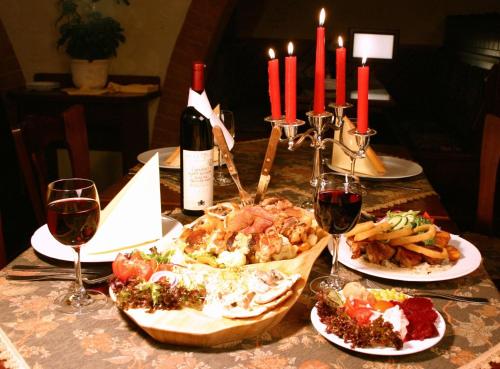 Restaurant, Hotel Rozsa Csarda in Hegyeshalom