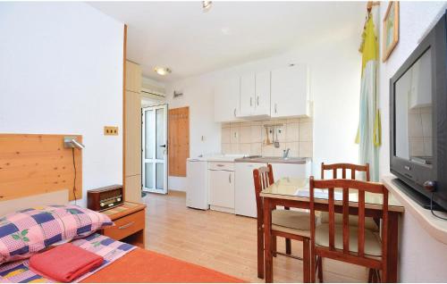  Amazing home in Sucuraj with WiFi and 0 Bedrooms in Sućuraj
