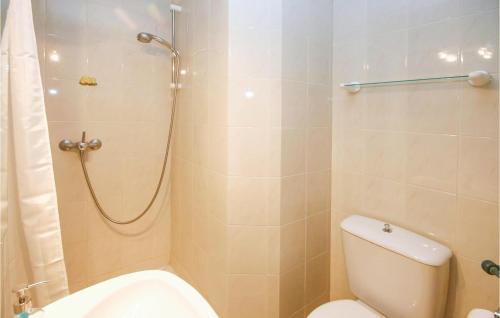 Two-Bedroom Apartment in Mijas - image 11