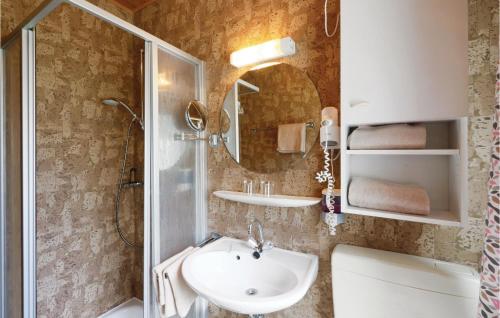 Two-Bedroom Holiday Home in Thalfang - image 13