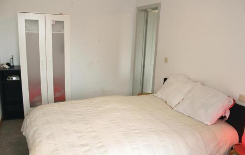  Apartment Loviehoeve in Rattevalle