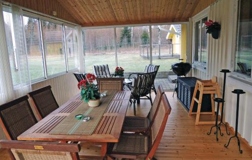 Cozy Home In Oskarstrm With Kitchen