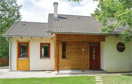  Three-Bedroom Holiday Home in Szolad in Szólád