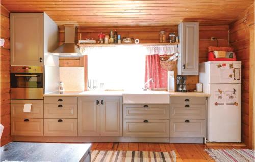 Konyha, 2 Bedroom Stunning Home In Orkelljunga in Fasalt