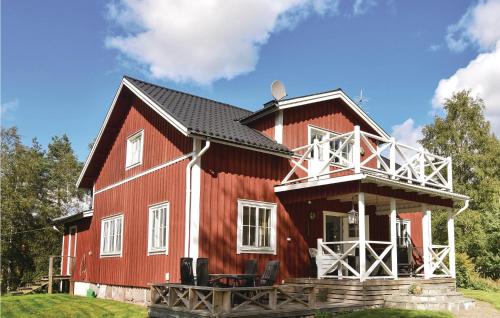 B&B Årjäng - Beautiful home in rjng with 4 Bedrooms and WiFi - Bed and Breakfast Årjäng
