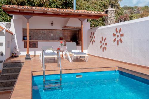 Villa privada con piscina agua salada, barbacoa y chimenea - El Amanecer