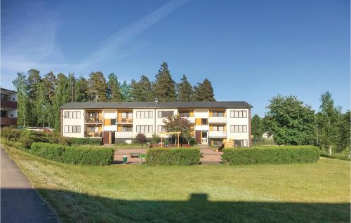 Gorgeous Apartment In Paulistrm With Kitchen