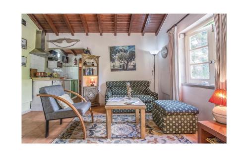  One-Bedroom Holiday Home in Colares, Sintra in Sintra