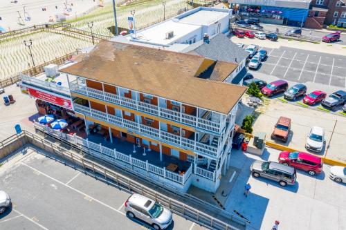 Boardwalk Hotel Charlee & Apartments Beach Hotel Oceanfront