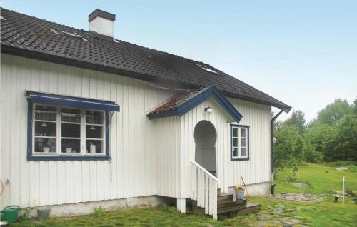 . Nice Apartment In Kungsbacka With 4 Bedrooms And Wifi