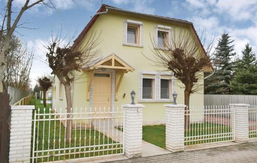  Three-Bedroom Holiday Home in Gyula/Szanazug in 5700 Gyula