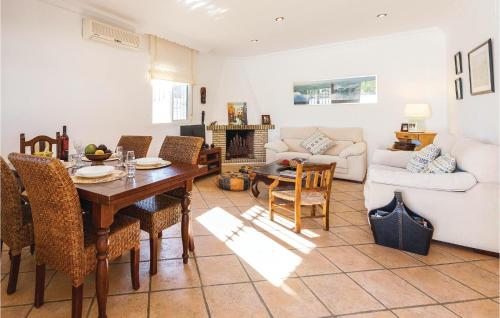 Two-Bedroom Holiday Home in Puerto de Santa Maria