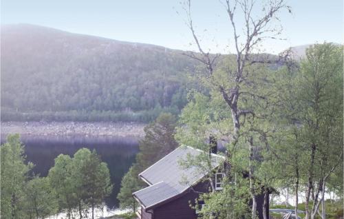 . Five-Bedroom Holiday Home In Matre