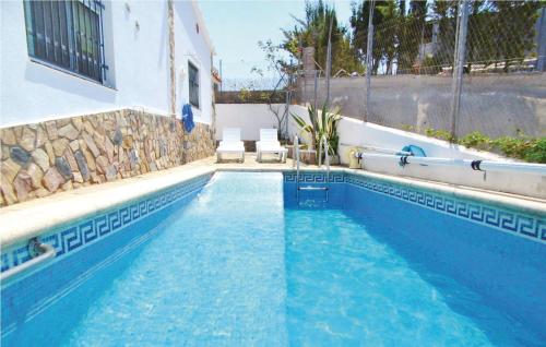 Stunning home in Vidreres with 3 Bedrooms, Outdoor swimming pool and WiFi - Vidreres