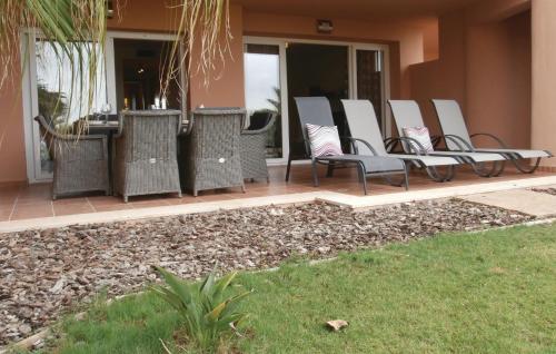  2 Bedroom Beautiful Apartment In Torre-Pacheco in Los Martínez