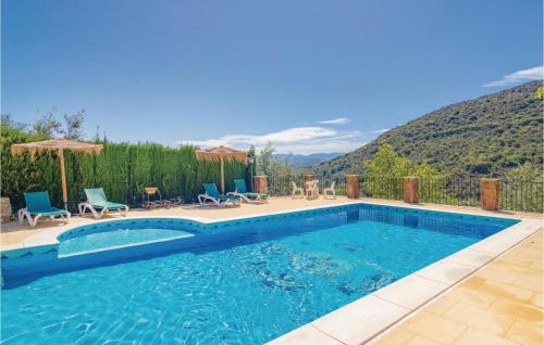  Holiday home Cortijo Lazamora in Carcabuey
