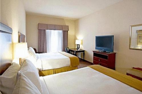 Holiday Inn Express Hotel and Suites Kingsville, an IHG Hotel