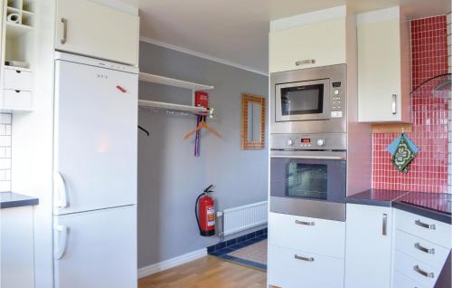廚房, Nice Home In Romakloster With Wifi in 羅馬克洛斯泰