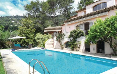 Accommodation in Le Tignet
