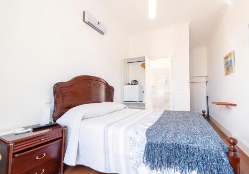 1 double bed