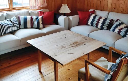 Four-Bedroom Holiday Home In Killeberg in Killeberg