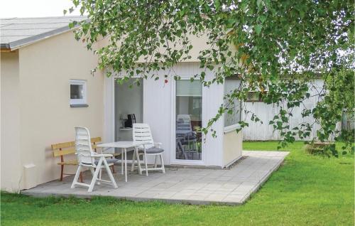 Lovely Home In Insel Poel With Kitchen