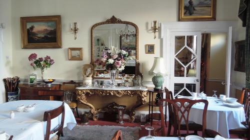 The Georgian House - image 8