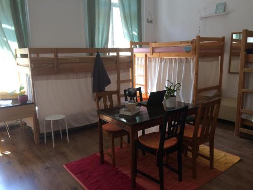 Zen Hostel by Central Market, Budapest (photo 8)