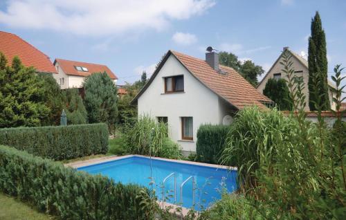 Beautiful Home In Spitzkunnersdorf With Kitchen