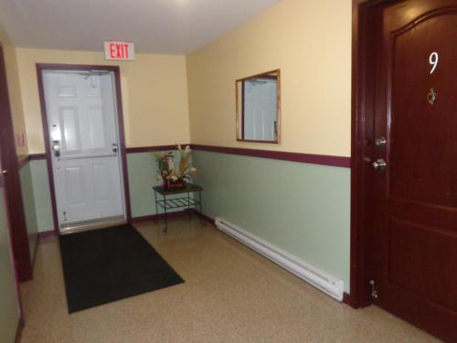 บริการและสิ่งอำนวยความสะดวก, Happy Motel in เอ็ดมันด์สตัน (NB)