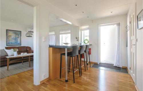 Widok z zewnątrz, 2 Bedroom Stunning Home In Borgholm in Borgholm