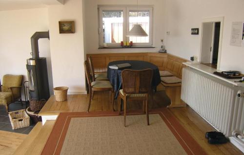 Awesome Home In Kelkheim-eppenhain With Wifi