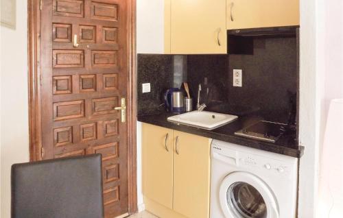 Studio Apartment in Denia - image 7