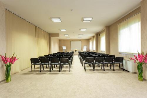 City Avenue Hotel by HMG - image 5