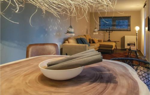 keuken, Amazing Home In Leende With Wifi in Leenderstrijp