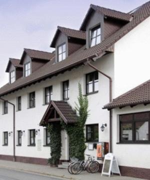 Pension & Gasthaus Kahren - image 5