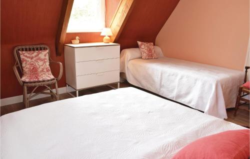 4 Bedroom Awesome Home In Bagnoles De Lorne