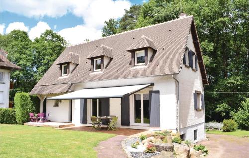 Beautiful Home In Bagnoles De Lorne gîte à louer Bagnoles-de-l'Orne