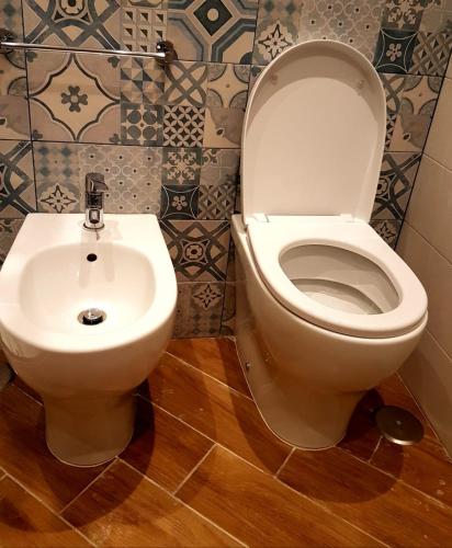 Alexis Home - image 12