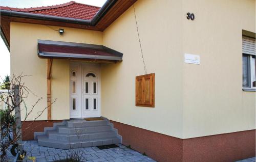  Two-Bedroom Apartment in Morahalom, Pension in Mórahalom bei Bordány