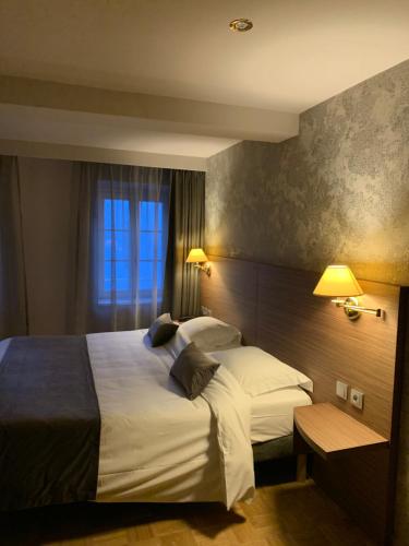 Logis Hôtel Au Cerf d'Or