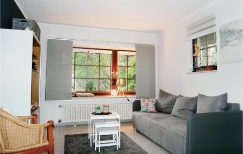 1 Bedroom Cozy Apartment In Schnecken